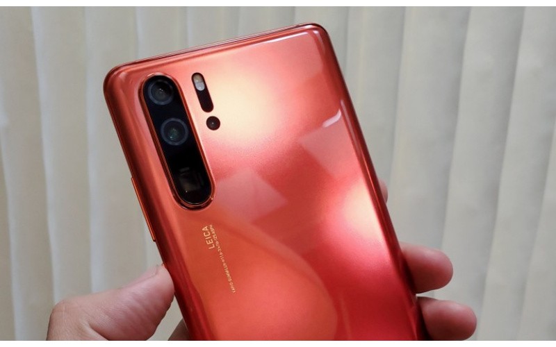 HUAWEI 旗艦定價又是否合理?外媒公開了 P30 Pro 的鏡頭元部件成本價!