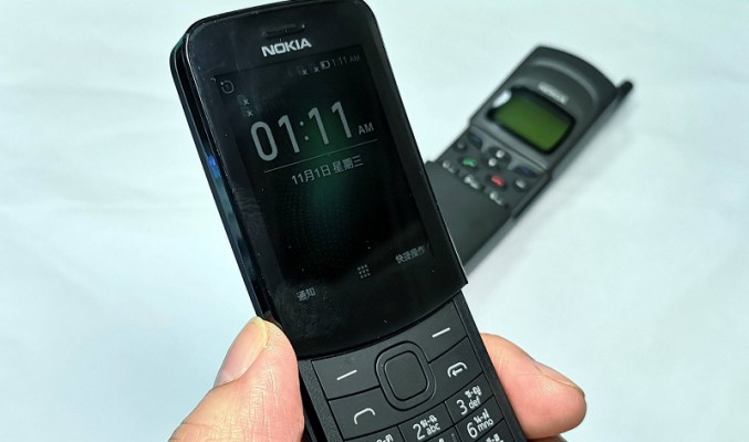 Nokia 8110 4G對舊版8110　新舊兩代大比較