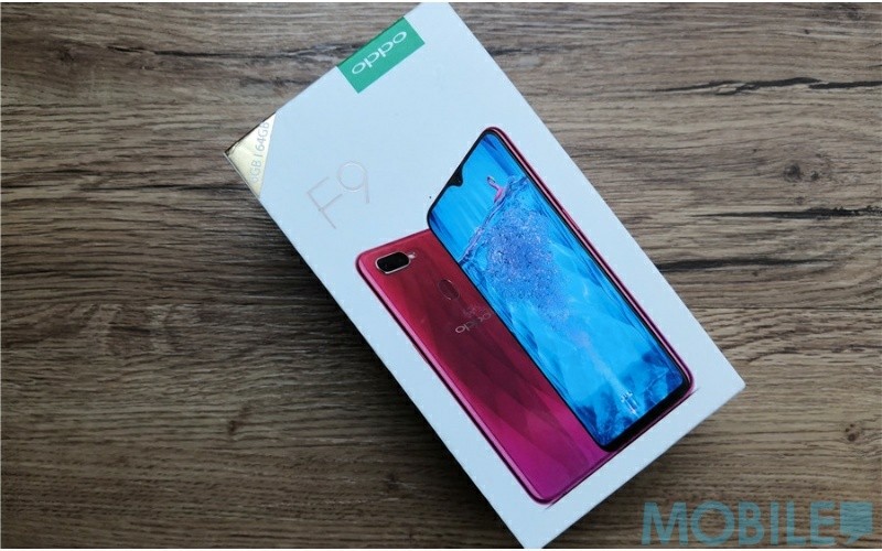 OPPO F9 開箱：首款採用水滴屏幕設計的手機