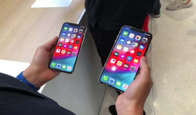 大機細機又有幾大分別？iPhone XS 及 XS Max 外觀全面睇！