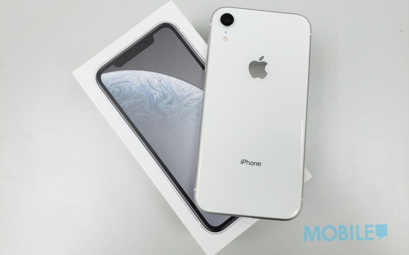 Apple 再玩色彩，iPhone XR  上手試玩！