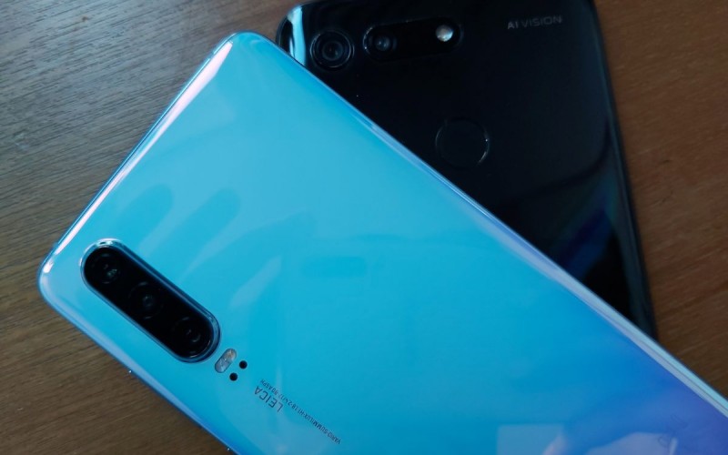 [Huawei P30 VS Honor V20] 同門內鬥，究竟兩部手機攝影效能相差幾遠？