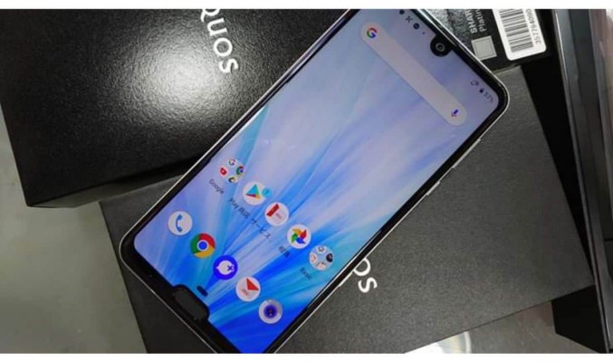 「水貨行情」日系 S855 旗艦到港，SHARP AQUOS 3 開價$6,980！