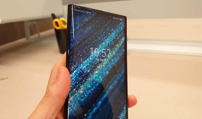 【水貨行情】天價 HUAWEI Mate X 到港，叫價$75,800!