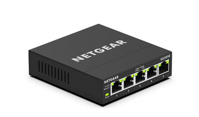 NETGEAR GS305E 交換機，提供 5 LAN 口兼上網及供電功能 網店有售