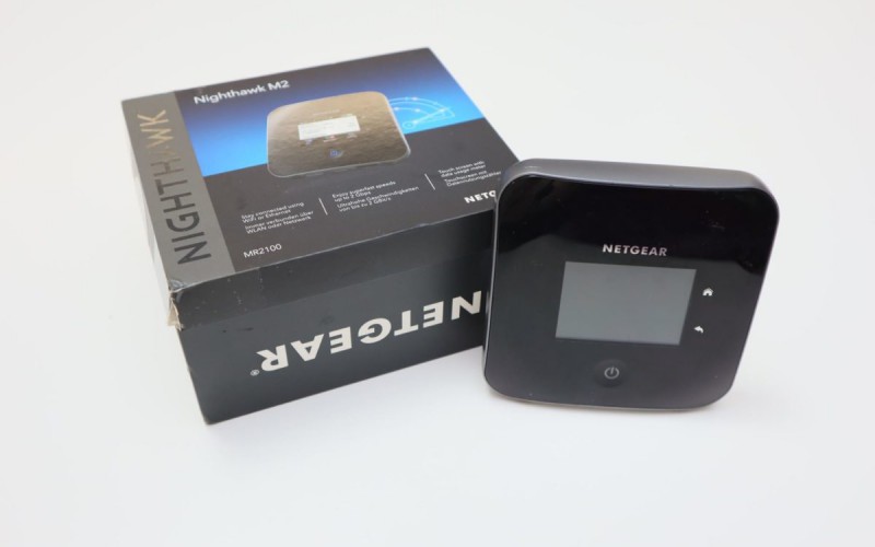 四大網絡商無限上網月費比拼！配合 NETGEAR M2 4G 路由器在家測試，CMHK 居然是最快！