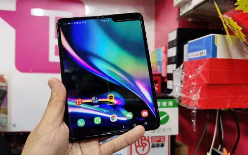 港行 Galaxy Fold 調整零售價，只減一千收貨嗎?