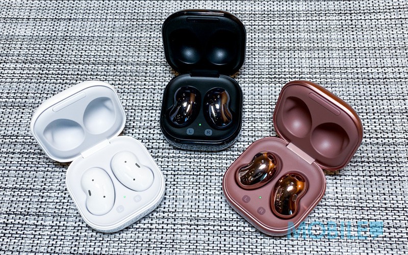 戴得舒服又要穩陣！Galaxy Buds Live 蠶豆 Look 有理由