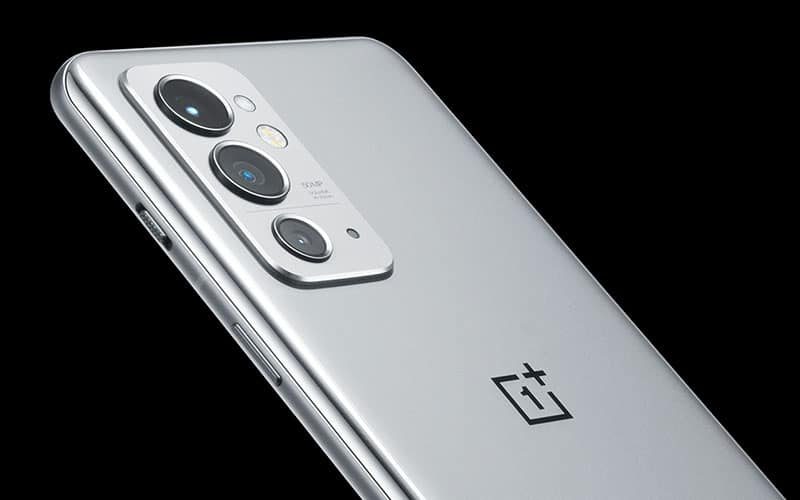 續用大字長身紅盒包裝，OnePlus 9RT 機圖、規格再有流出