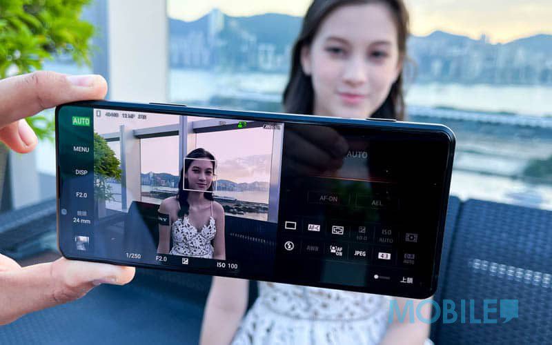 RX100 VII 同級感光元件、可調 F2.0／F4.0 光圈，Xperia PRO-I 主鏡影相有幾勁