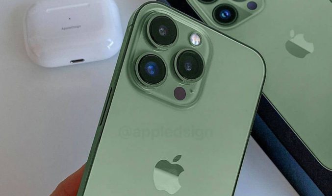 比渲染圖色調較淺，疑似松嶺綠色 iPhone 13 Pro 實機照片流出