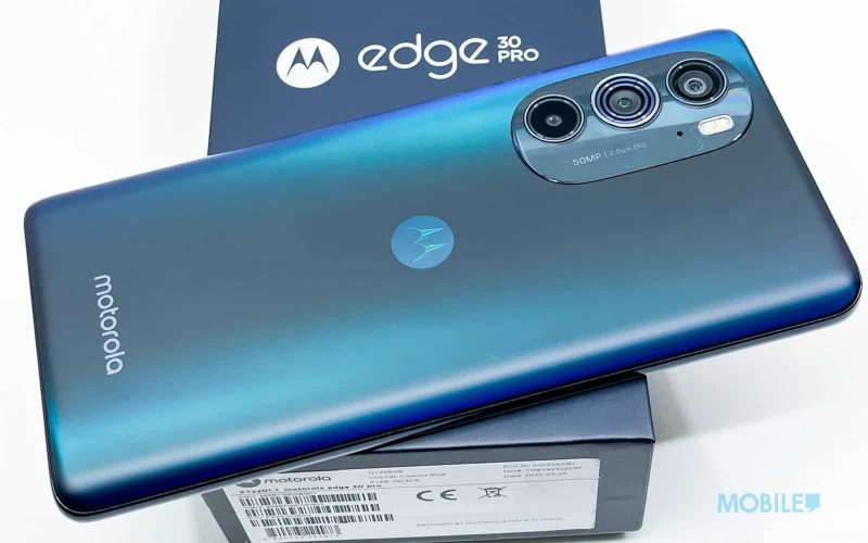 144Hz OLED、Snapdragon 8、12+256 六千有找！港版 Motorola Edge 30 Pro 開箱玩