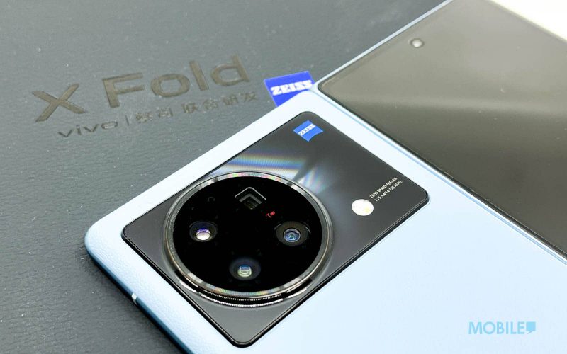 120Hz 主副屏兼具超聲波指紋 、配件跟 Type-C 耳機，國行 vivo X Fold 開箱