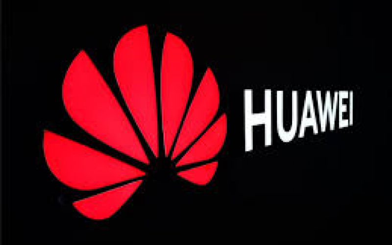 改用藥丸屏及方形鏡頭模組，HUAWEI P60 改新設計!