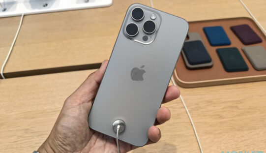 5分鐘通話後機背溫度升至42°C，郭明錤話：iPhone 15 Pro 系列過熱問題原來關佢事？
