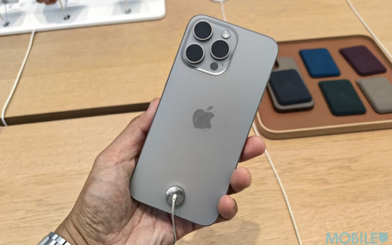 5分鐘通話後機背溫度升至42°C，郭明錤話：iPhone 15 Pro 系列過熱問題原來關佢事？