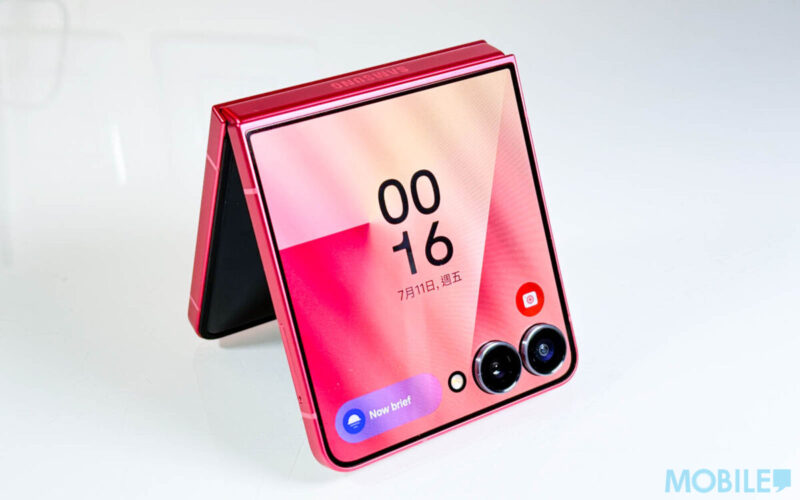 SAMSUNG Galaxy Z Flip7 評測: 首配 Exnyos 2500，雙屏幕更大更好用!