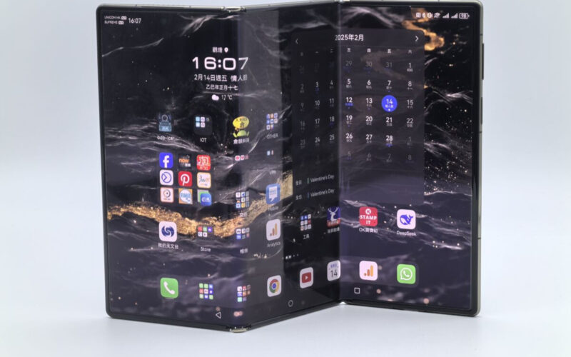 HUAWEI 新一代三摺疊旗艦 Mate XT 2 入網認證，支援天通衛星通信!