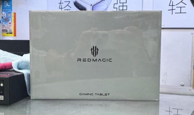【水貨行情】紅魔電競平板 3 Pro 海外版 “Redmagic Astra Gaming Tablet 到港，首批開價 $4,380 起!