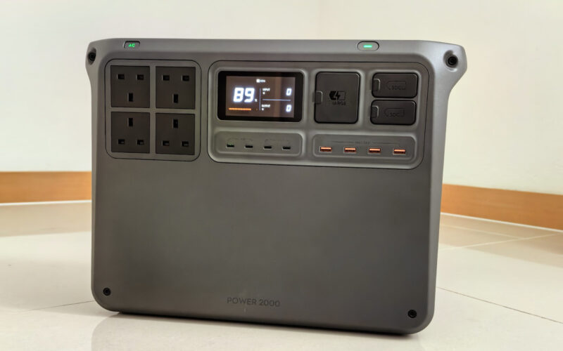 DJI Power 2000 旗艦行動電源站 2 度電超大容量＋3000W 輸出露營/航拍/家用後備電源首選