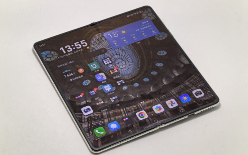 HUAWEI Mate X7 曝光：紅楓影像 + 可變光圈，摺疊平板或同步登場！