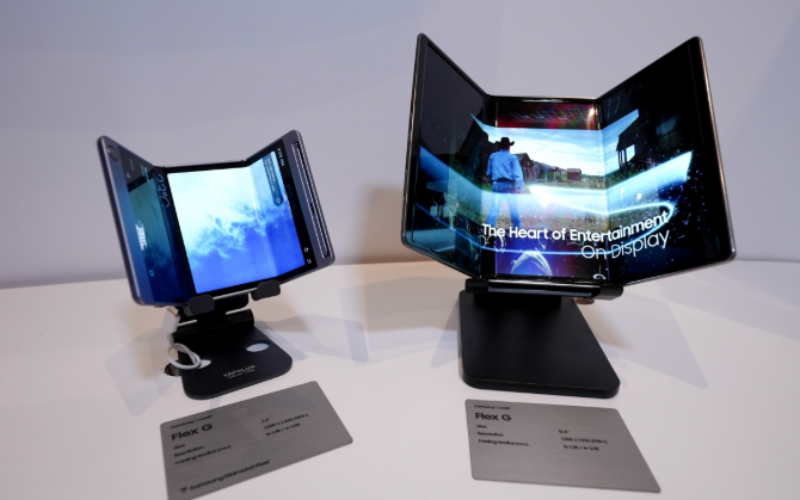 SAMSUNG 三摺屏手機或於本週登場?