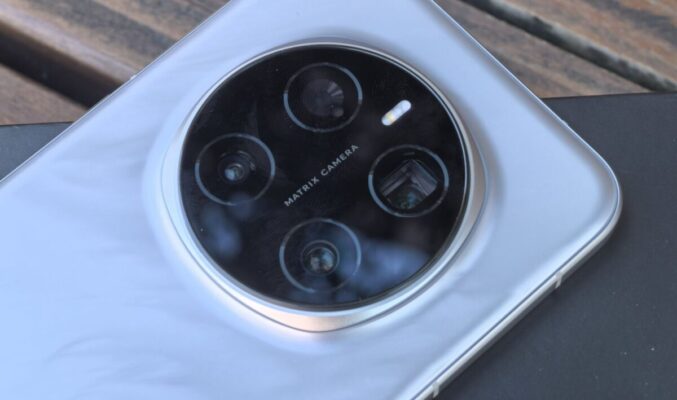 影像實力再進化? HONOR  Magic 8 Ultra 有望首發 OV50R!