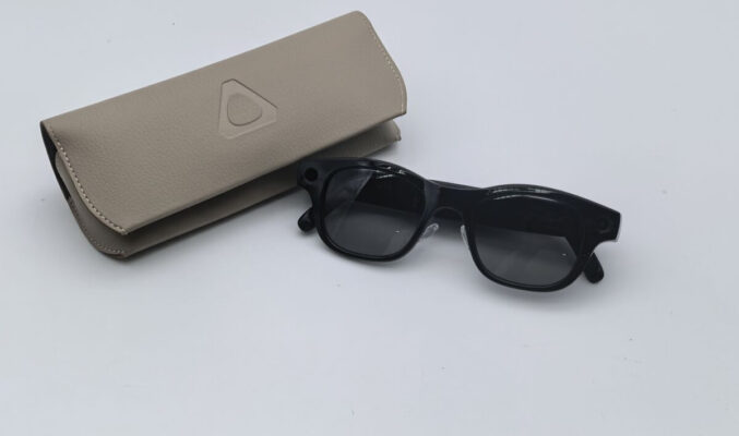 HTC 首款 AI 眼鏡 VIVE Eagle 試玩!